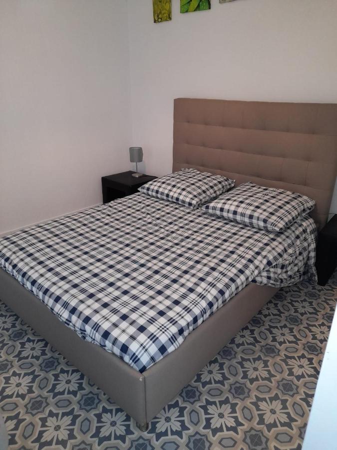 Appartement Cosy Et Lumineux トゥール エクステリア 写真